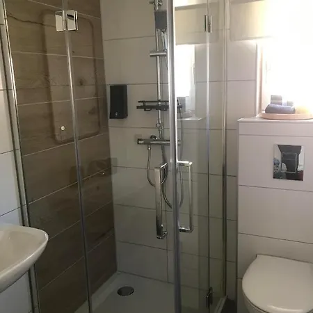 Hafenkoje Am Timmeler In Grossefehn *