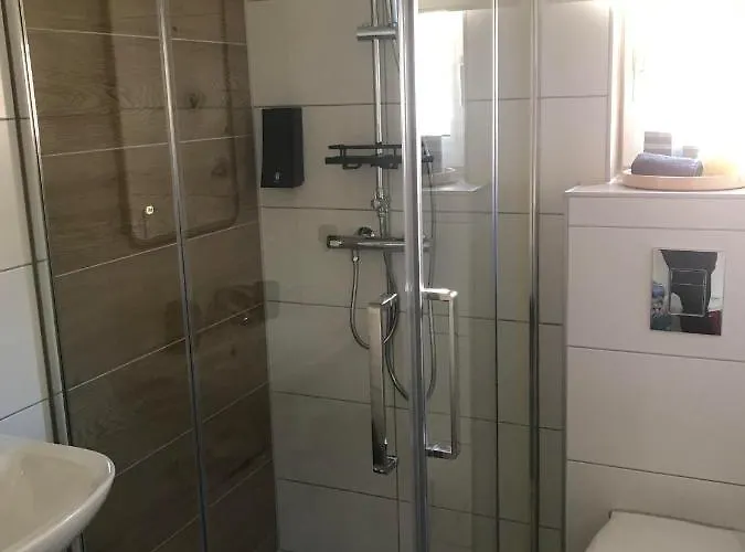 Hafenkoje Am Timmeler In Grossefehn *